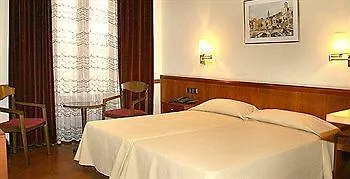 **  Hotel Europa Girona Hiszpania